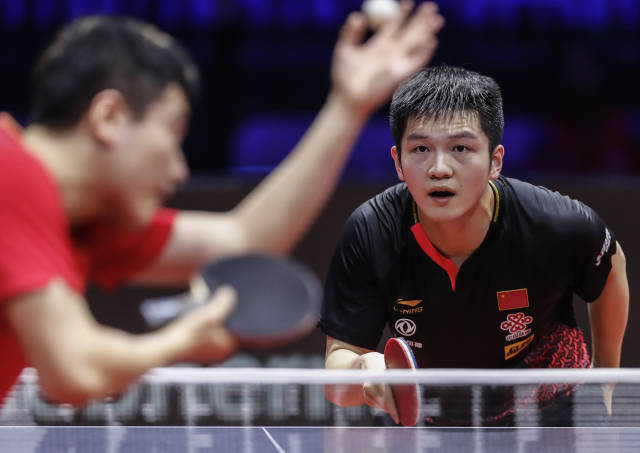 对运动员的 对运动员的